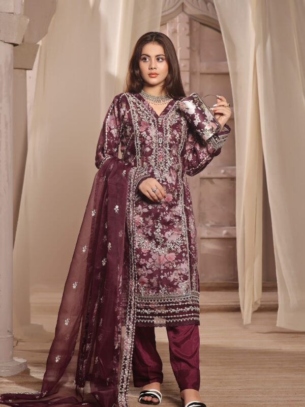 FB-133 | Plum Royale | 3 Pcs Semi-Stitch