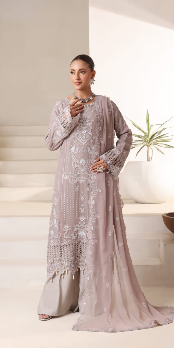 FB-227 | Dove Elegance | 3 Pcs Semi-Stitch Chiffon