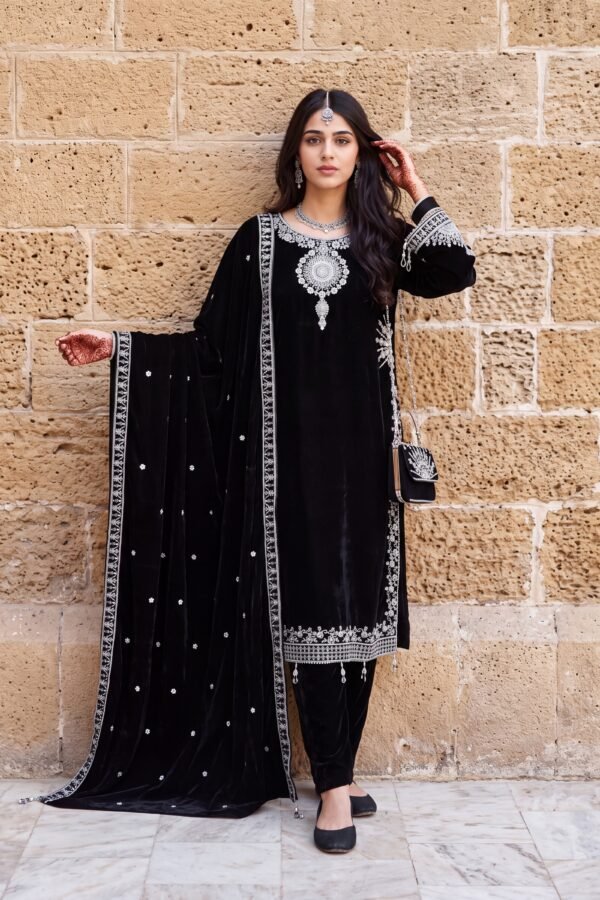FB-407 | Black | Meeras